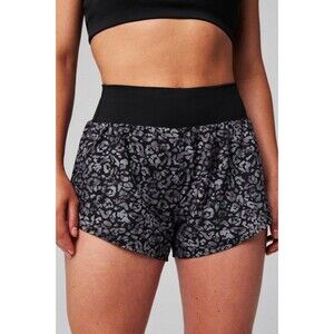 Fabletics Sun Chaser Shorts Size XS  3” Tonal Black Leopard